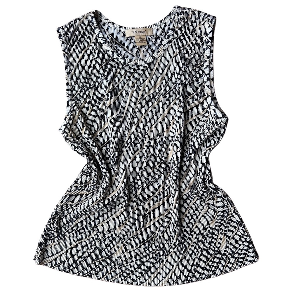 Plissé Black & White Textured Sleeveless Tank